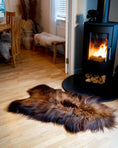 Load image into Gallery viewer, Genuine XXL Icelandic Sheepskin Rug โ Real Natural Wool - Ginger and Brown - 130cm x 80cm - 953