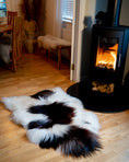 Load image into Gallery viewer, Genuine XXL Icelandic Sheepskin Rug – Real Natural Wool - Dark brown and Cream - 150cm x 90cm - 941