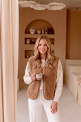 Load image into Gallery viewer, Women's Merino Wool Vest - Caramel