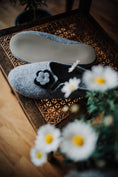 Load image into Gallery viewer, Slip-On Felt Slippers with Wool