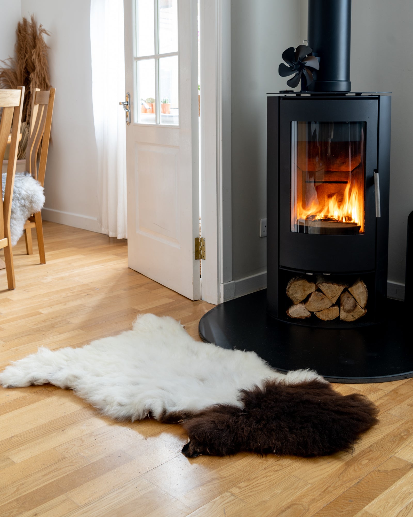 Cream Sheepskin Rug with Natural Brown Spots – Genuine Sheepskin