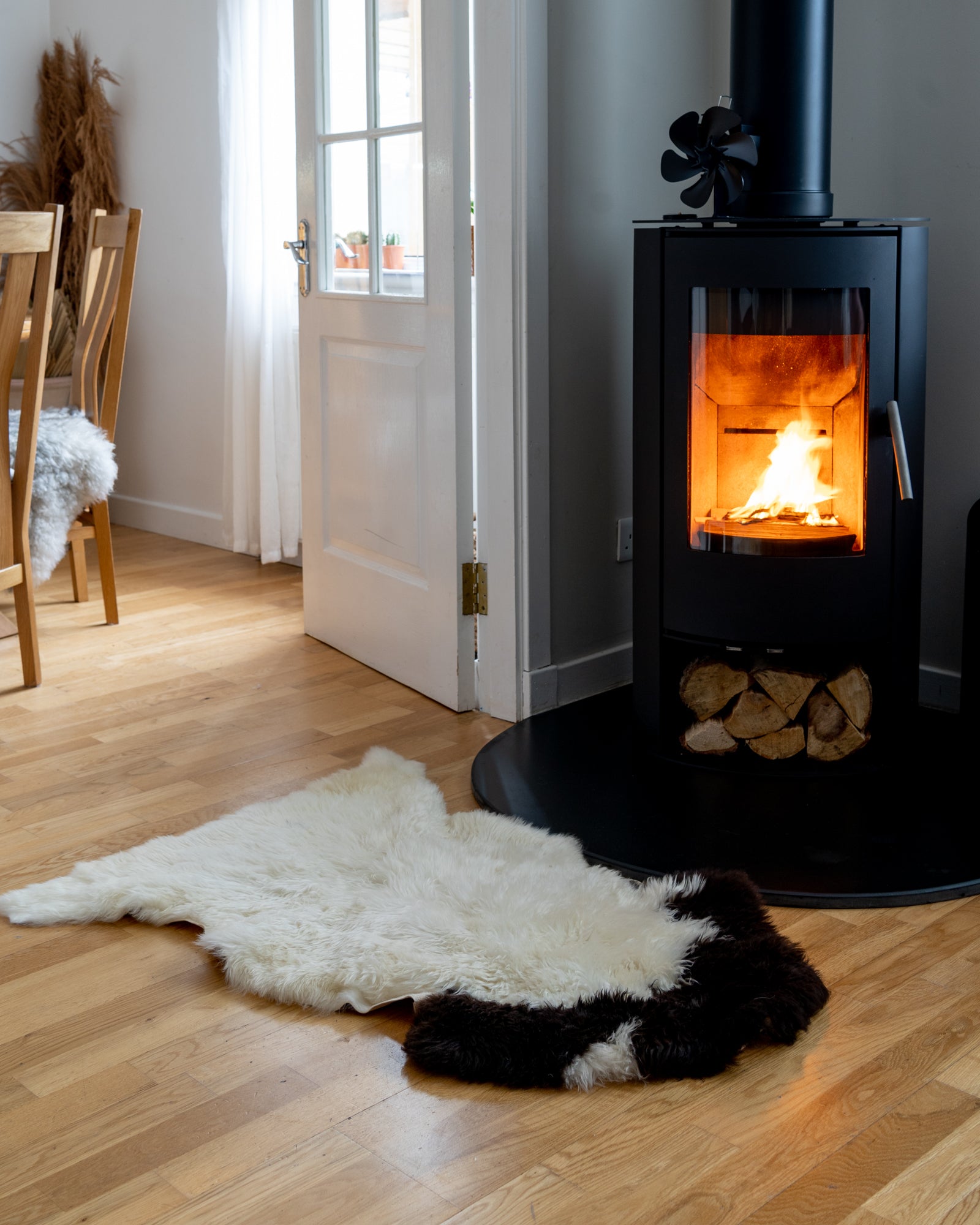 Cream Sheepskin Rug with Natural Brown Spots – Genuine Sheepskin