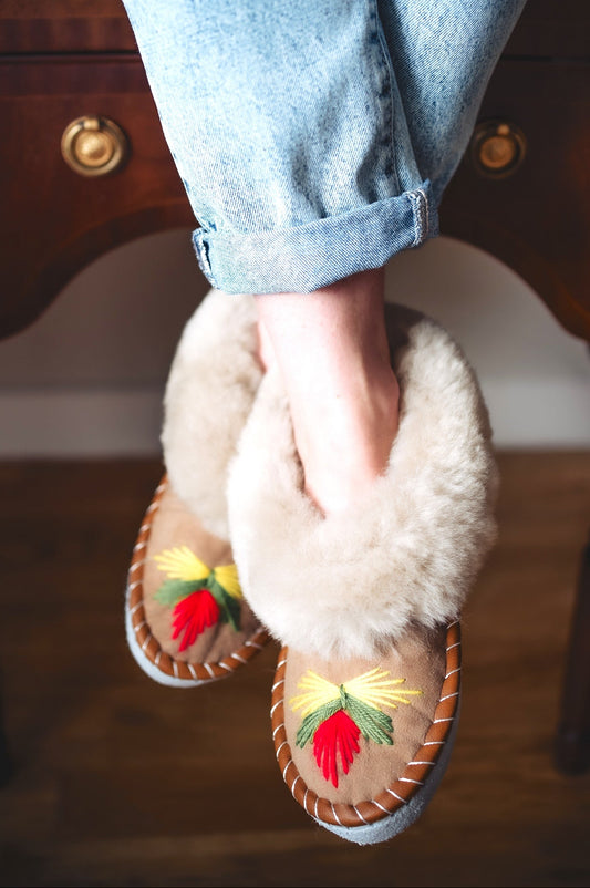 Sheepskin Moccasin Slippers – Handmade Natural Wool – Warm Indoor Slippers - Lucky Dip