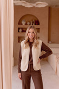 Load image into Gallery viewer, Women's Merino Wool Vest - Cream
