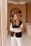 Load image into Gallery viewer, Women's Merino Wool Vest - Espresso
