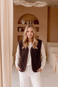 Load image into Gallery viewer, Women's Merino Wool Vest - Espresso
