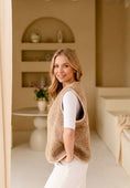 Load image into Gallery viewer, Women's Merino Wool Vest - Oat
