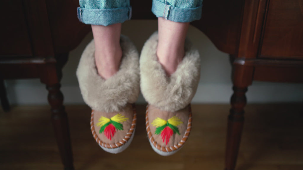 LADIES HANDMADE 100% Woollen Felt Slippers Folk Boho Traditional All Sizes  Women £17.99 - PicClick UK