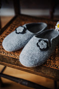 Load image into Gallery viewer, Slip-On Felt Slippers with Wool
